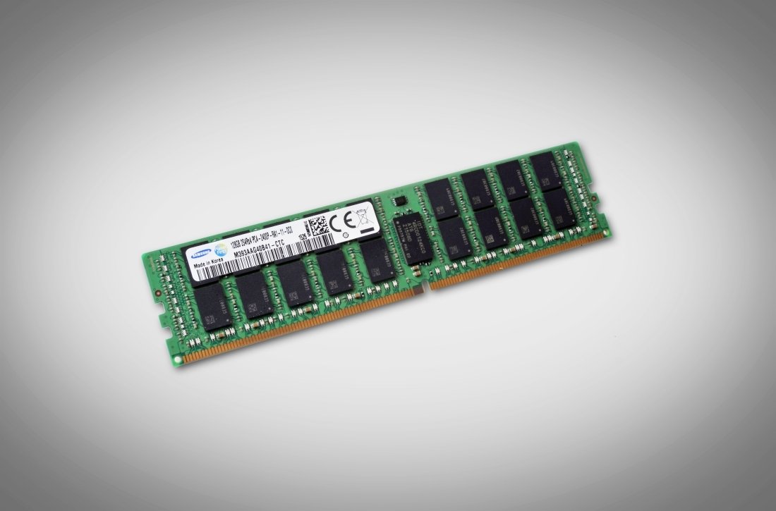 Samsung Producing 128GB DDR4 modules of RAM