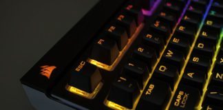 Corsair STRAFE RGB Silent Mechanical Keyboard Review 16
