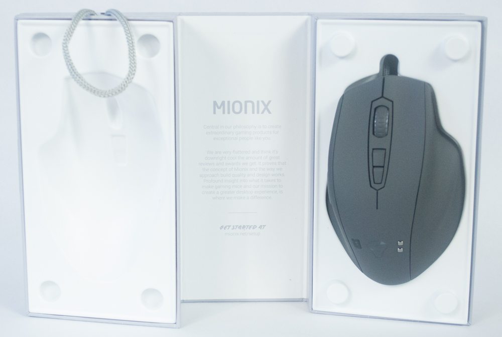 mionix-naos-qg-box-inside