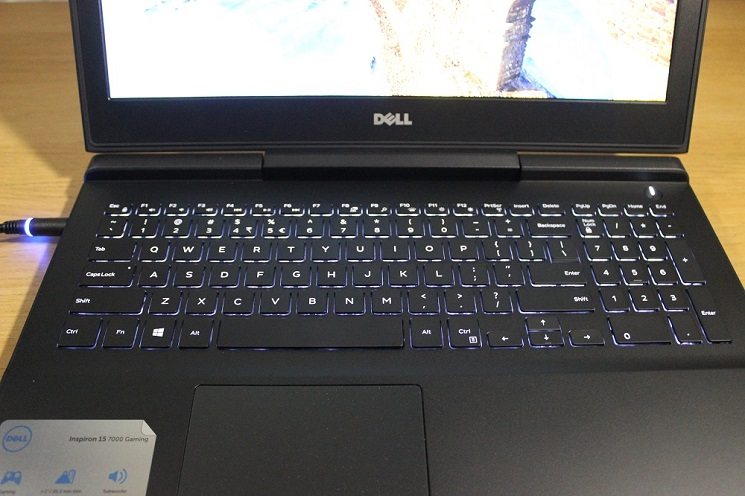 Dell Inspiron 15 7000 Gaming Laptop Review