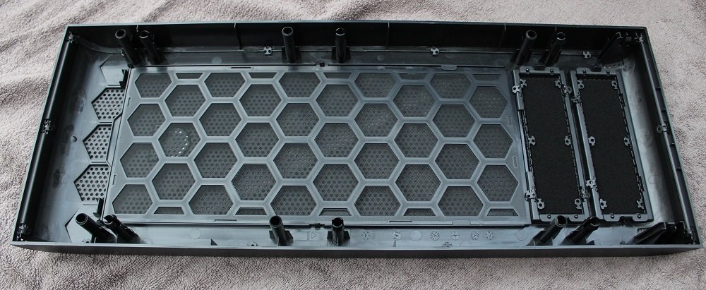 thermaltake core 71 front panel removed