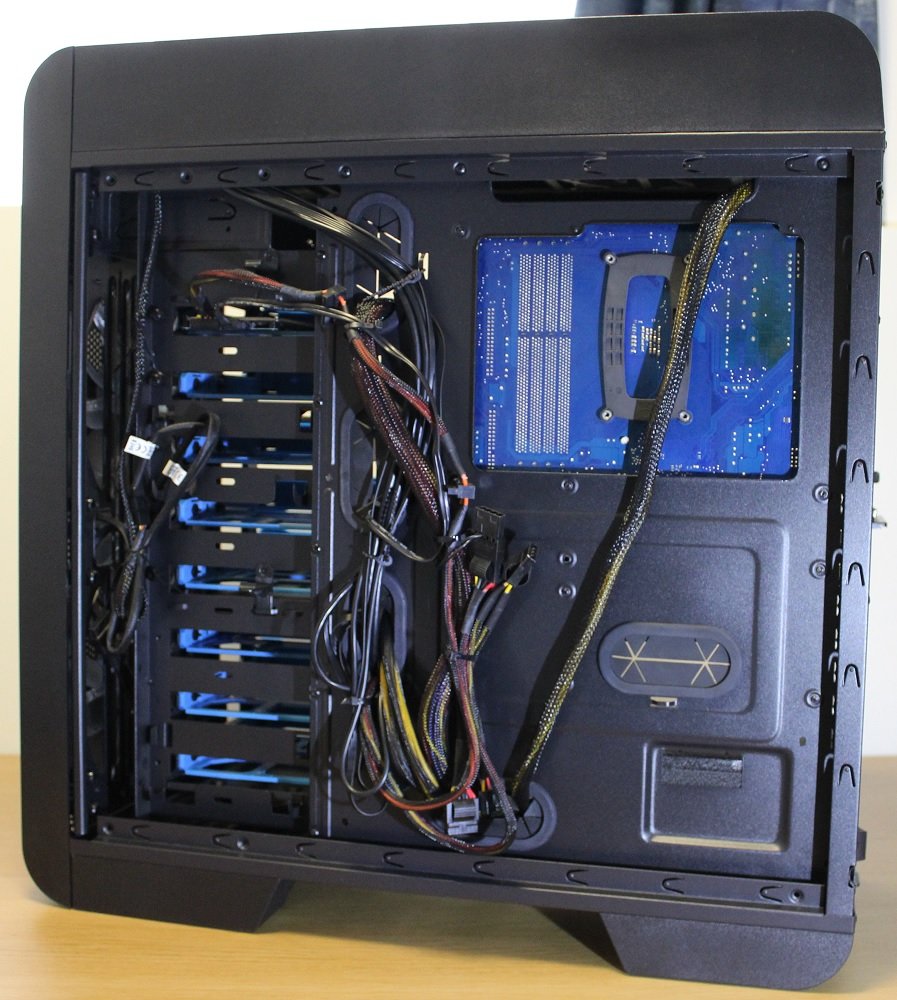 thermaltake core 71 managed cabling
