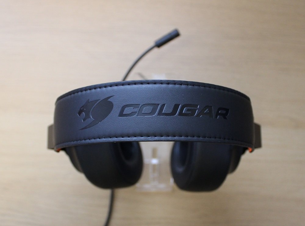 Cougar Phontum headset top