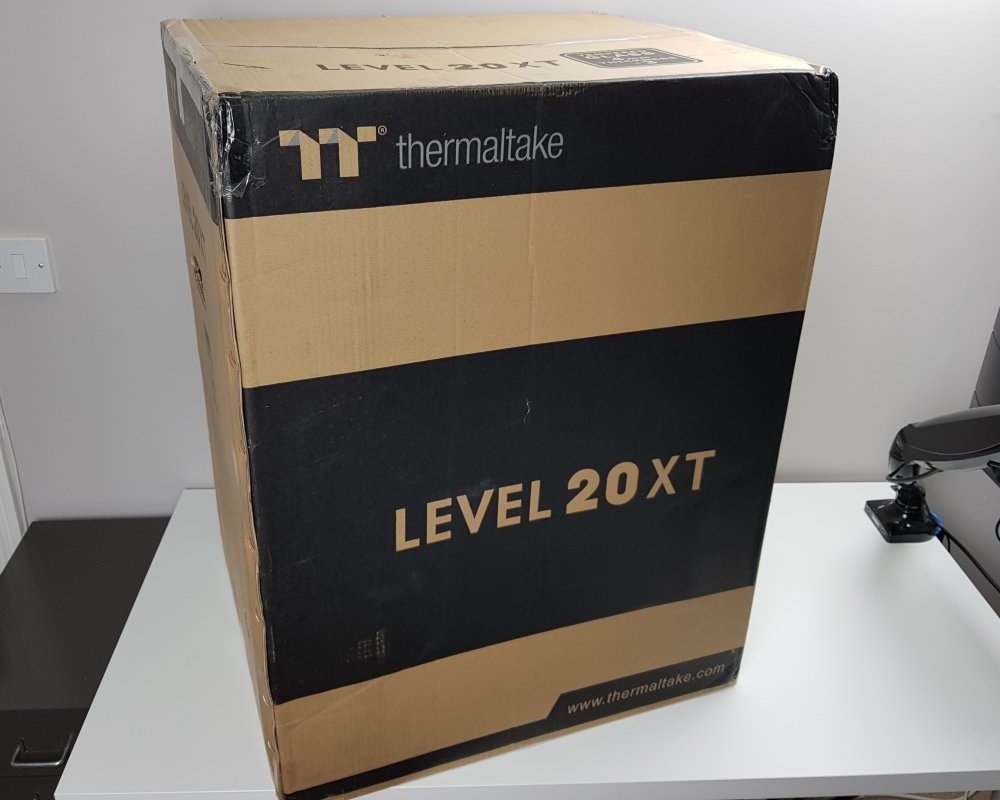 Thermaltake Level 20 XT Box