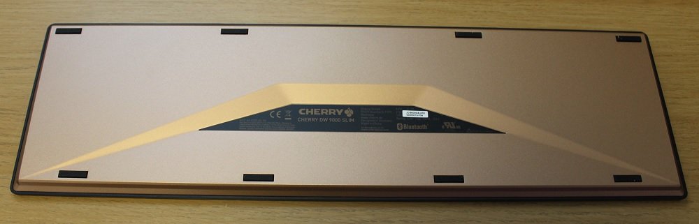 Cherry DW9000 Slim keyboard bottom