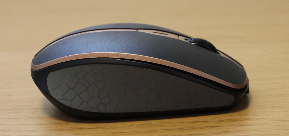 Cherry DW9000 Slim mouse right