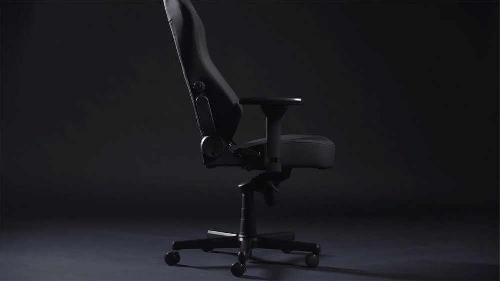 noblechairs Black Edition Side View