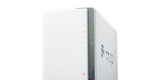 The white monolith of the Synology Diskstation DS220J