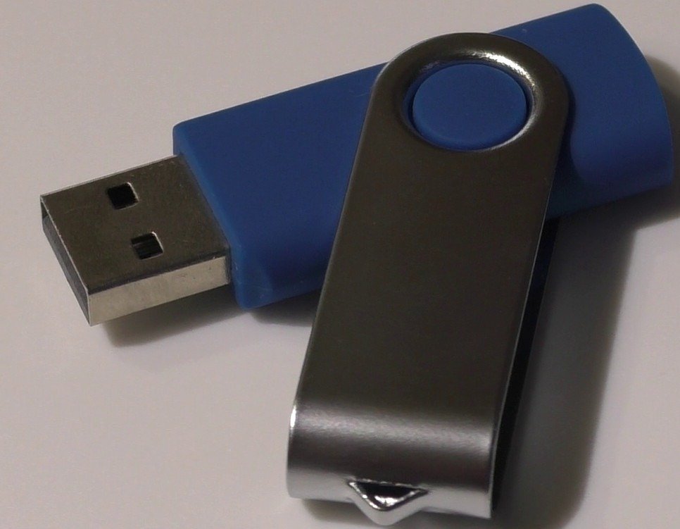 Silver 64GB USB 3.0 Thumb Drive Waterproof Memory Stick with Keychain SAWAKE USB Flash Drive 