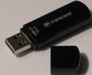 Transcend JetFlash 350 USB 2.0 16GB USB Flash Drive