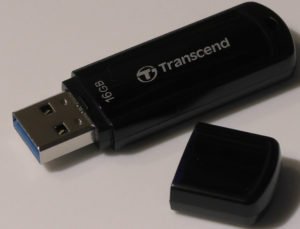 Transcend JetFlash 700 USB 3.1 16GB USB Flash Drive